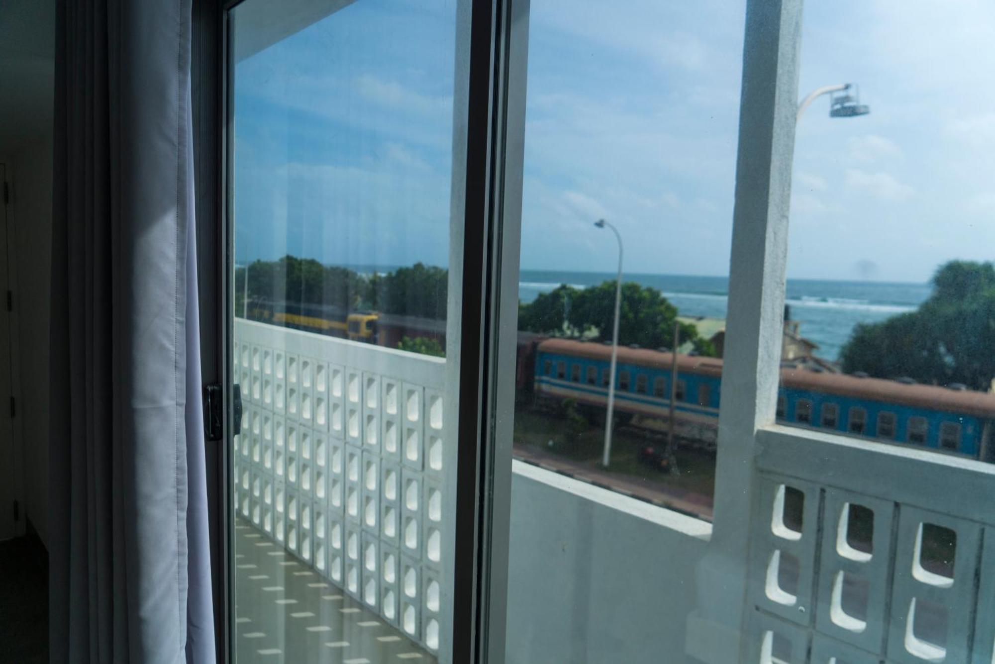 Four Petals Inn Colombo Luaran gambar